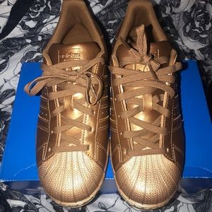 Women’s Adidas Superstar Sneakers